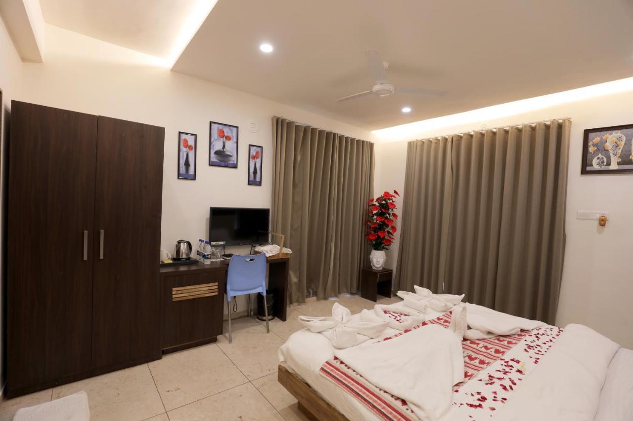 Leena Resort Garudeshwar Buitenkant foto